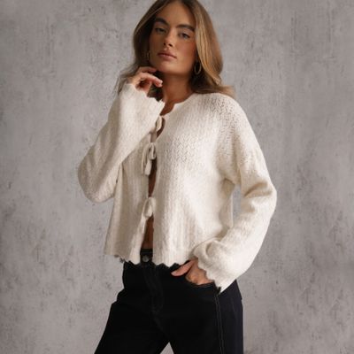 Sweter damski na zimę Renee ze sklepu: renee.pl w kategorii: Swetry damskie - zdjęcie 6BEED23A-9DF-769_407221