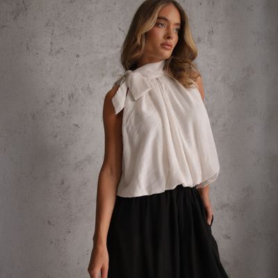 Bluzka damska wiosenna Renee ze sklepu: renee.pl w kategorii: Bluzki damskie - zdjęcie 6BEED23A-9DF-769_408085