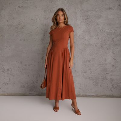 Sukienka elegancka Renee ze sklepu: renee.pl w kategorii: Sukienki - zdjęcie 6BEED23A-9DF-769_408200