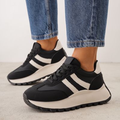 Buty sportowe damskie na wiosnę Renee ze sklepu: renee.pl w kategorii: Buty sportowe damskie - zdjęcie 6BEED23A-9DF-769_408919