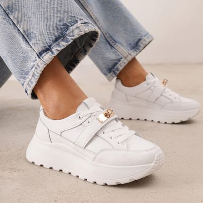 Buty sportowe damskie na wiosnę Renee ze sklepu: renee.pl w kategorii: Buty sportowe damskie - zdjęcie 6BEED23A-9DF-769_408937