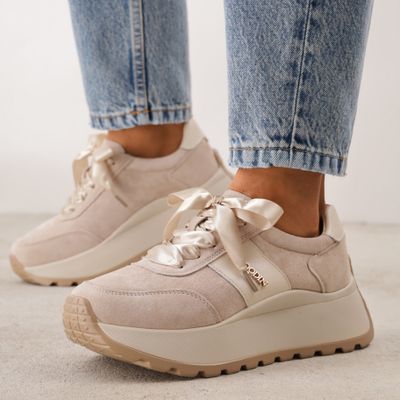 Buty sportowe damskie jesienne Renee ze sklepu: renee.pl w kategorii: Buty sportowe damskie - zdjęcie 6BEED23A-9DF-769_409946
