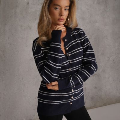 Sweter damski casual Renee ze sklepu: renee.pl w kategorii: Swetry damskie - zdjęcie 6BEED23A-9DF-769_409985