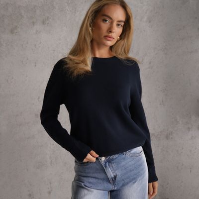 Sweter damski casualowy na zimę Renee ze sklepu: renee.pl w kategorii: Swetry damskie - zdjęcie 6BEED23A-9DF-769_410175