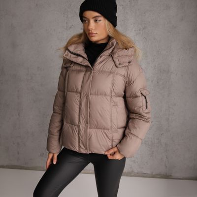 Kurtka damska casual Renee ze sklepu: renee.pl w kategorii: Kurtki damskie - zdjęcie 6BEED23A-9DF-769_410236