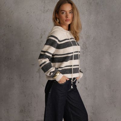 Sweter damski Renee ze sklepu: renee.pl w kategorii: Swetry damskie - zdjęcie 6BEED23A-9DF-769_410437