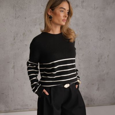 Sweter damski Renee ze sklepu: renee.pl w kategorii: Swetry damskie - zdjęcie 6BEED23A-9DF-769_410493