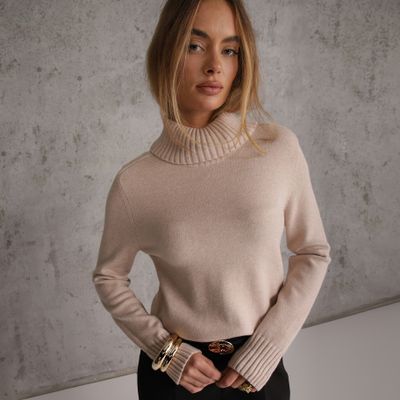 Sweter damski casual Renee ze sklepu: renee.pl w kategorii: Swetry damskie - zdjęcie 6BEED23A-9DF-769_411066