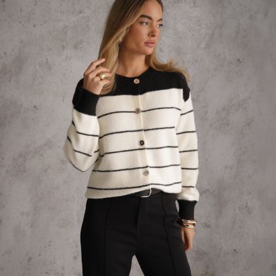 Sweter damski Renee ze sklepu: renee.pl w kategorii: Swetry damskie - zdjęcie 6BEED23A-9DF-769_411264