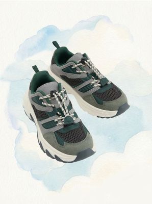 Buty sportowe dziecięce na wiosnę Reserved ze sklepu: Reserved w kategorii: Buty sportowe dziecięce - zdjęcie 74CCA4C-3C1-6972_016IM
