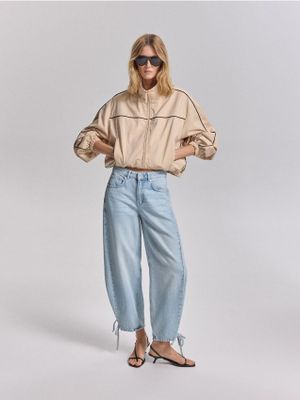 Reserved - Jeansy damskie na wiosnę casual ze sklepu: Reserved w kategorii: Jeansy damskie - zdjęcie 74CCA4C-3C1-6972_054LS