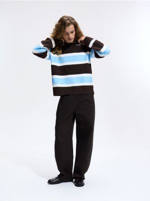 Sweter damski casual zimowy Reserved ze sklepu: Reserved w kategorii: Swetry damskie