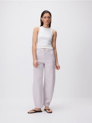 Jeansy damskie casual Reserved ze sklepu: Reserved w kategorii: Jeansy damskie - zdjęcie 74CCA4C-3C1-6972_101IX