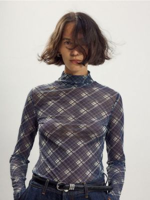 Bluzka damska casual Reserved ze sklepu: Reserved w kategorii: Bluzki damskie - zdjęcie 74CCA4C-3C1-6972_144JX