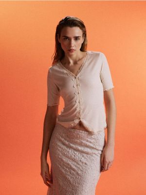 Bluzka damska casual Reserved ze sklepu: Reserved w kategorii: Bluzki damskie - zdjęcie 74CCA4C-3C1-6972_145KH
