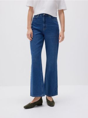 Jeansy damskie casual Reserved ze sklepu: Reserved w kategorii: Jeansy damskie - zdjęcie 74CCA4C-3C1-6972_147EN