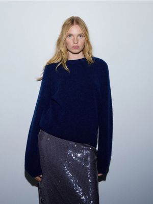 Sweter damski zimowy Reserved ze sklepu: Reserved w kategorii: Swetry damskie - zdjęcie 74CCA4C-3C1-6972_161GS