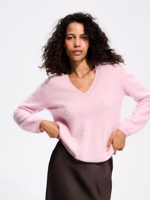 Sweter damski casual Reserved ze sklepu: Reserved w kategorii: Swetry damskie - zdjęcie 74CCA4C-3C1-6972_190KM