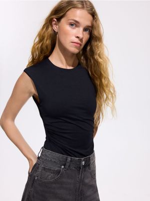Bluzka damska casual Reserved ze sklepu: Reserved w kategorii: Bluzki damskie - zdjęcie 74CCA4C-3C1-6972_194KF