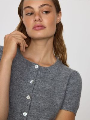 Sweter damski Reserved ze sklepu: Reserved w kategorii: Swetry damskie - zdjęcie 74CCA4C-3C1-6972_211GP