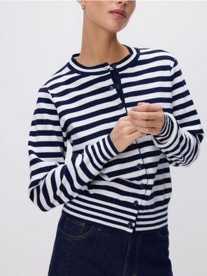 Sweter damski casualowy Reserved ze sklepu: Reserved w kategorii: Swetry damskie - zdjęcie 74CCA4C-3C1-6972_216HI