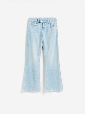 Jeansy damskie casual Reserved ze sklepu: Reserved w kategorii: Jeansy damskie - zdjęcie 74CCA4C-3C1-6972_224MJ