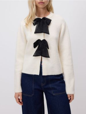 Sweter damski casual Reserved ze sklepu: Reserved w kategorii: Swetry damskie - zdjęcie 74CCA4C-3C1-6972_227HI