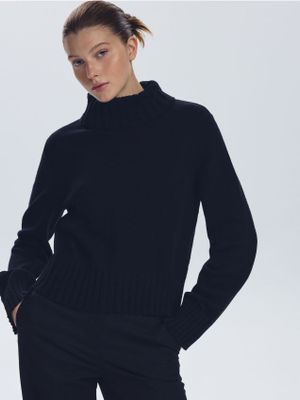 Sweter damski casual Reserved ze sklepu: Reserved w kategorii: Swetry damskie - zdjęcie 74CCA4C-3C1-6972_233GP