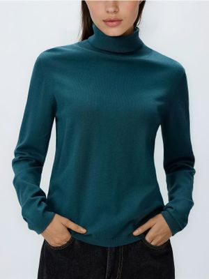 Sweter damski Reserved ze sklepu: Reserved w kategorii: Swetry damskie - zdjęcie 74CCA4C-3C1-6972_270GV