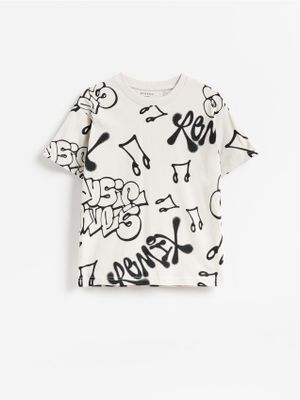 T-shirt chłopięce na lato Reserved ze sklepu: Reserved w kategorii: T-shirty chłopięce - zdjęcie 74CCA4C-3C1-6972_276JV