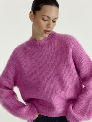 Sweter damski casual Reserved ze sklepu: Reserved w kategorii: Swetry damskie - zdjęcie 74CCA4C-3C1-6972_277GV