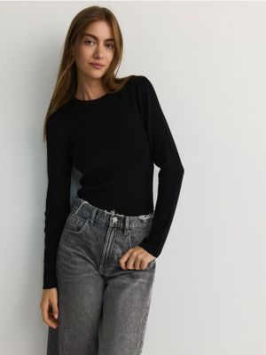 Sweter damski casual na zimę Reserved ze sklepu: Reserved w kategorii: Swetry damskie - zdjęcie 74CCA4C-3C1-6972_290BX