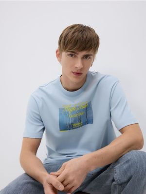 T-shirt męski w stylu młodzieżowym Reserved ze sklepu: Reserved w kategorii: T-shirty męskie - zdjęcie 74CCA4C-3C1-6972_313FP