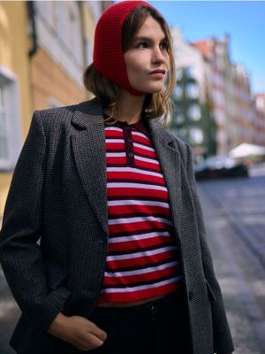 Sweter damski casualowy na zimę Reserved ze sklepu: Reserved w kategorii: Swetry damskie - zdjęcie 74CCA4C-3C1-6972_314MC