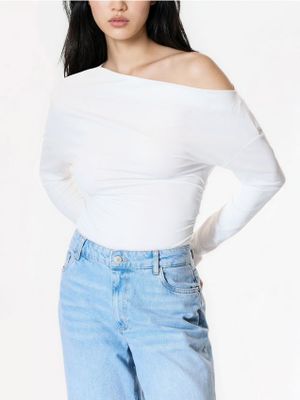 Bluzka damska casual Reserved ze sklepu: Reserved w kategorii: Bluzki damskie - zdjęcie 74CCA4C-3C1-6972_321HT