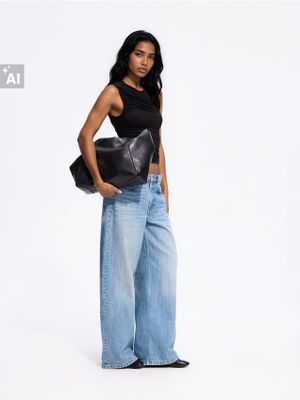 Bluzka damska casual Reserved ze sklepu: Reserved w kategorii: Bluzki damskie - zdjęcie 74CCA4C-3C1-6972_343KF