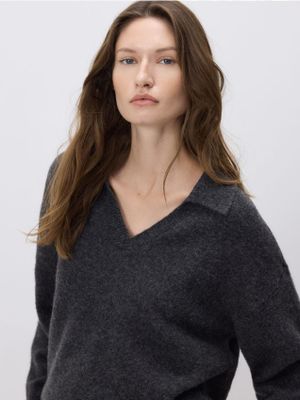 Sweter damski casualowy Reserved ze sklepu: Reserved w kategorii: Swetry damskie - zdjęcie 74CCA4C-3C1-6972_381ID
