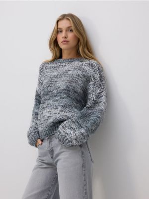 Sweter damski casualowy Reserved ze sklepu: Reserved w kategorii: Swetry damskie - zdjęcie 74CCA4C-3C1-6972_413GP