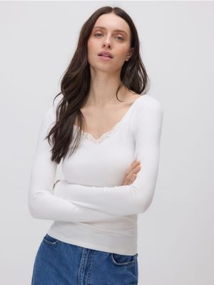 Bluzka damska casual na wiosnę Reserved ze sklepu: Reserved w kategorii: Bluzki damskie - zdjęcie 74CCA4C-3C1-6972_440KL