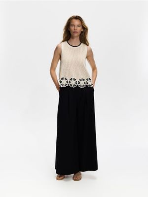 Bluzka damska casual Reserved ze sklepu: Reserved w kategorii: Bluzki damskie - zdjęcie 74CCA4C-3C1-6972_443JQ