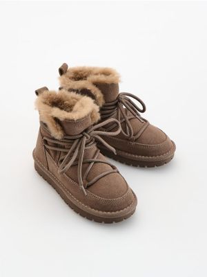 Buty zimowe dziecięce na zimę Reserved ze sklepu: Reserved w kategorii: Buty zimowe dziecięce - zdjęcie 74CCA4C-3C1-6972_451LQ