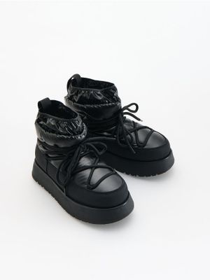 Buty zimowe dziecięce zimowe Reserved ze sklepu: Reserved w kategorii: Buty zimowe dziecięce