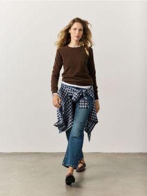 Jeansy damskie w miejskim stylu Reserved ze sklepu: Reserved w kategorii: Jeansy damskie - zdjęcie 74CCA4C-3C1-6972_462LF