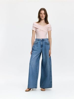 Bluzka damska casual Reserved ze sklepu: Reserved w kategorii: Bluzki damskie - zdjęcie 74CCA4C-3C1-6972_463KK