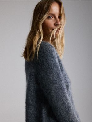 Sweter damski na zimę casual Reserved ze sklepu: Reserved w kategorii: Swetry damskie - zdjęcie 74CCA4C-3C1-6972_511LF