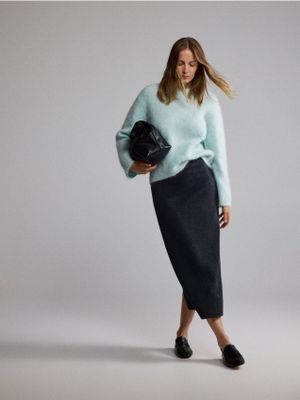 Sweter damski Reserved ze sklepu: Reserved w kategorii: Swetry damskie - zdjęcie 74CCA4C-3C1-6972_526LF