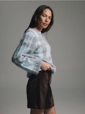 Sweter damski casual Reserved ze sklepu: Reserved w kategorii: Swetry damskie - zdjęcie 74CCA4C-3C1-6972_546LF