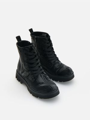 Buty zimowe dziecięce na zimę Reserved ze sklepu: Reserved w kategorii: Buty zimowe dziecięce - zdjęcie 74CCA4C-3C1-6972_555LC