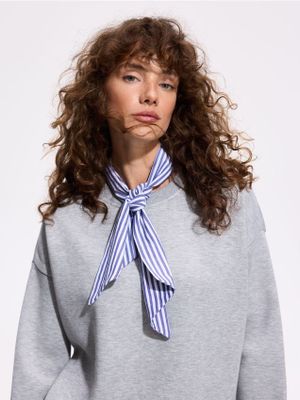 Bluza damska jesienna Reserved ze sklepu: Reserved w kategorii: Bluzy damskie - zdjęcie 74CCA4C-3C1-6972_664KE