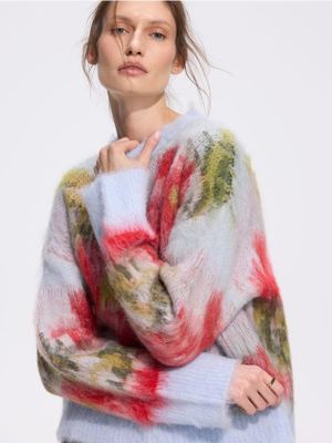 Sweter damski casual Reserved ze sklepu: Reserved w kategorii: Swetry damskie - zdjęcie 74CCA4C-3C1-6972_682KV